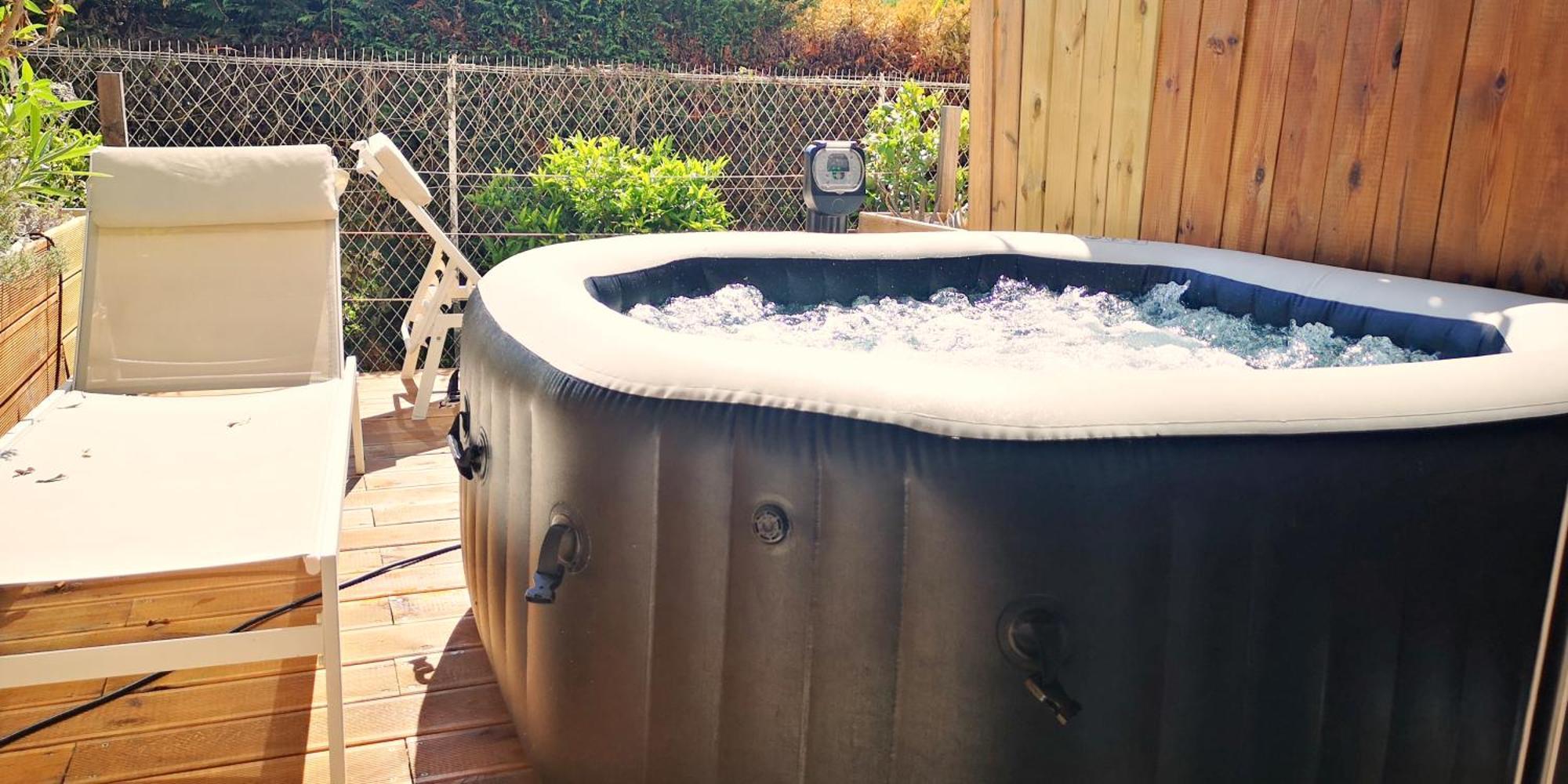 Hotel Sable Et Soleil - Port, Plage Et Jacuzzi Prive Frejus Ruang foto